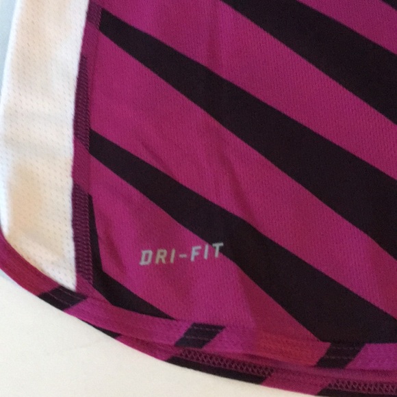 Nike dri-fit running singlet sz XS brand new! - Picture 3 of 4